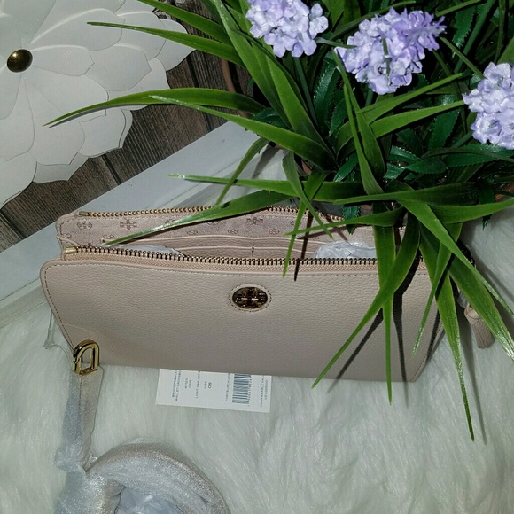 Tory burch light oak pebbled Brody crossbody bag - Picture 5 of 5